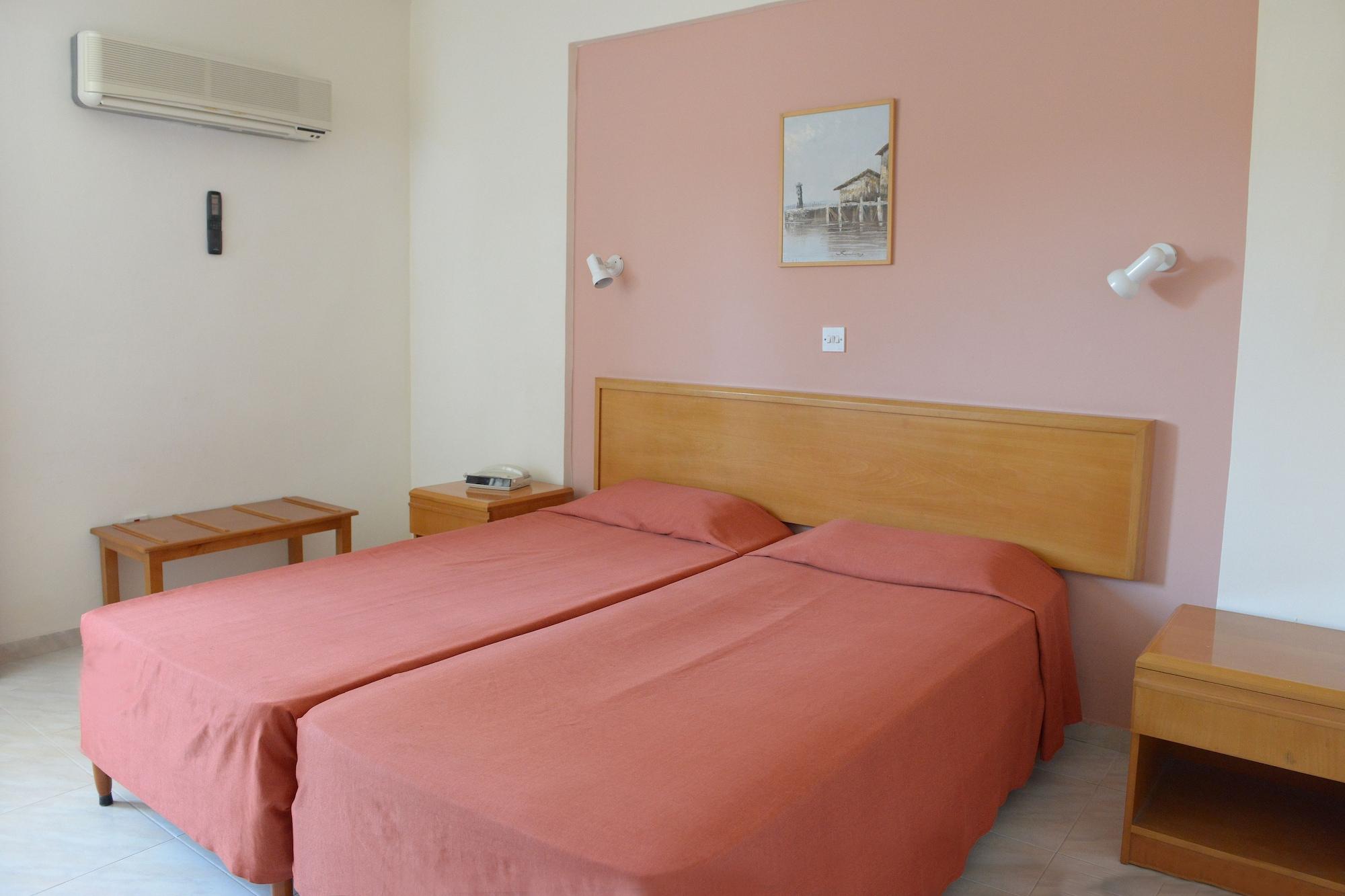Maris Grand Resort Protarász Kültér fotó