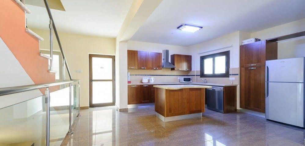 Maris Grand Resort Protarász Kültér fotó