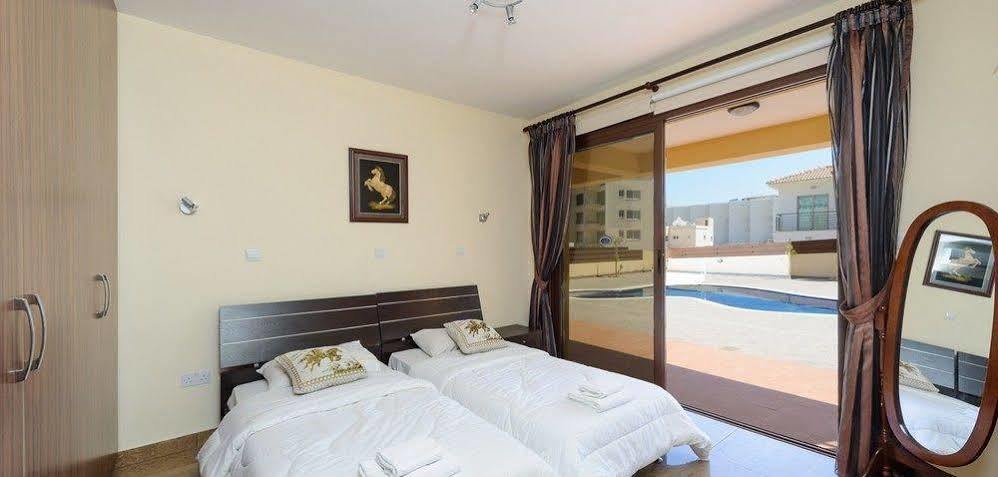 Maris Grand Resort Protarász Kültér fotó